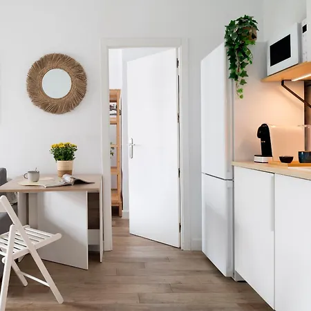 Calma Muralla House-two Bedrooms & Two Bathrooms