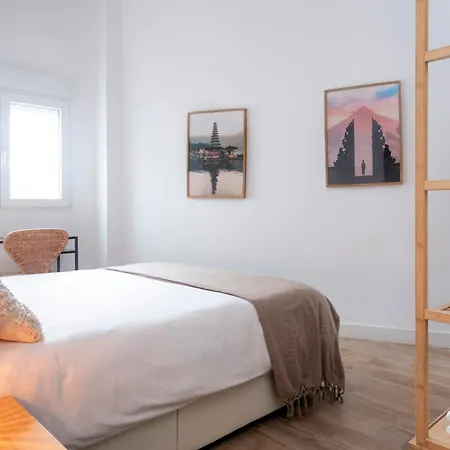 Calma Muralla House-two Bedrooms & Two Bathrooms *